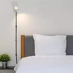 Light- Filled Flat With Balcony In A Heart Of Διαμέρισμα Κάουνας