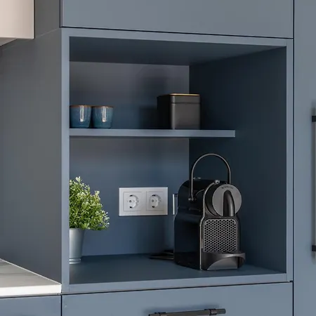 Apartamento Light-filled Apt, Private Parking, Balcony & *